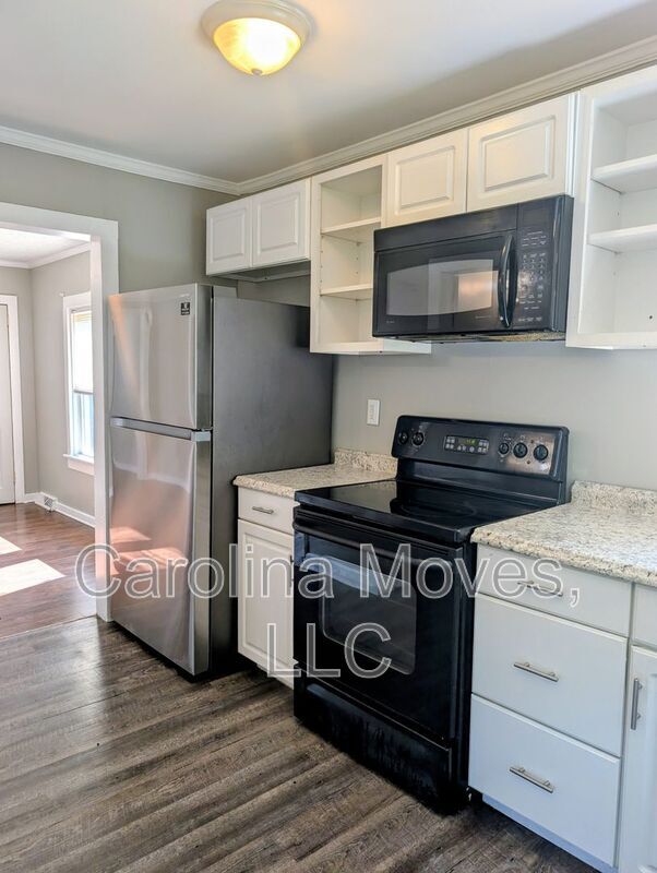 Building Photo - 403 McCrary St