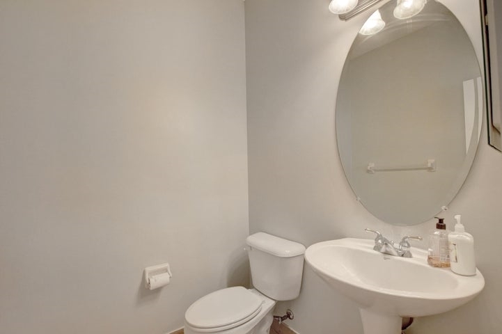 Building Photo - 9860 Woolworth Ct