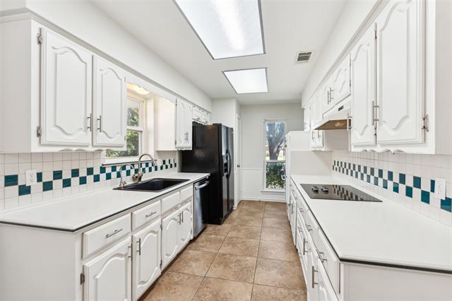 Building Photo - 1616 Tampico Dr