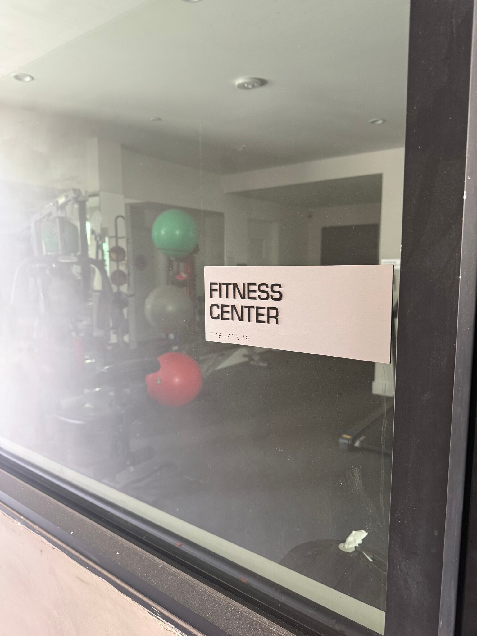 Building Photo - 5923 Laurel Canyon Blvd