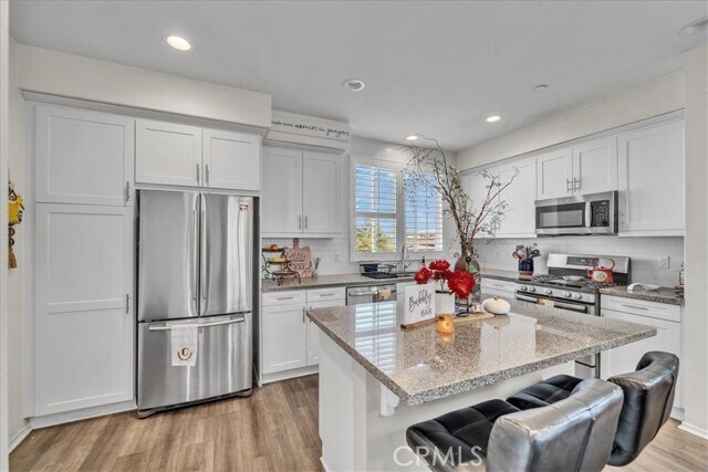 Building Photo - 1038 Savi Dr