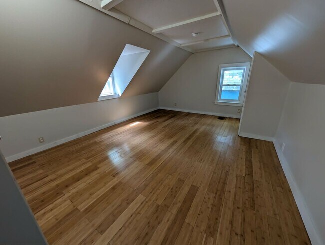 Building Photo - 258 Essex St