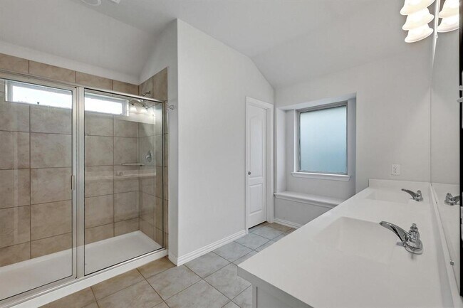 Building Photo - 12822 Ilderton Dr