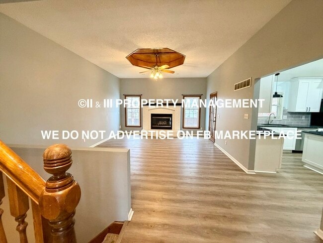 Building Photo - 1213 NE Ball Dr