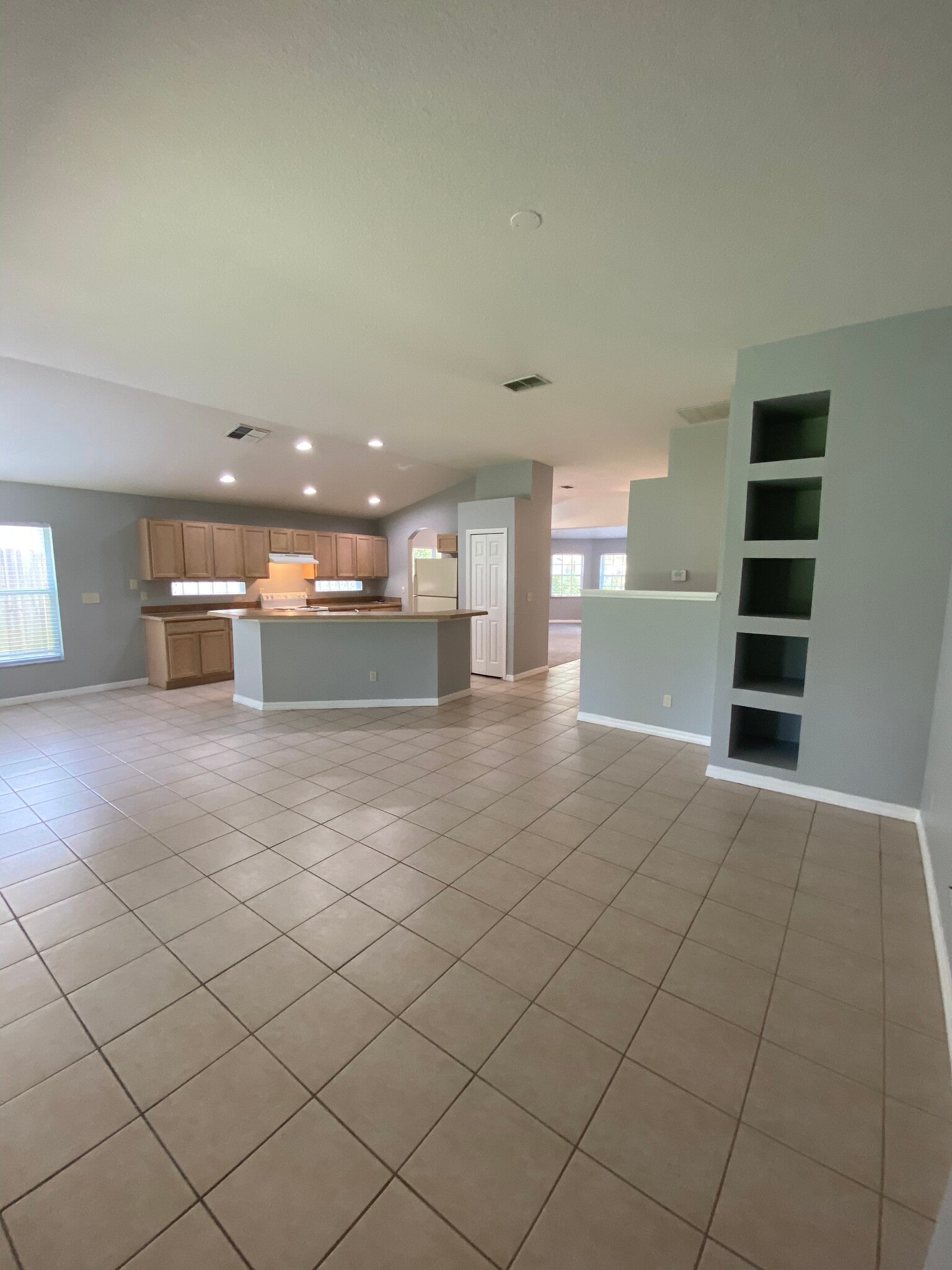 Building Photo - 4627 Dunnie Dr
