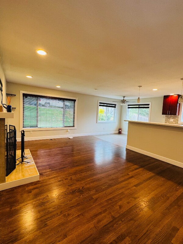 Building Photo - 5416 31st Ave SW