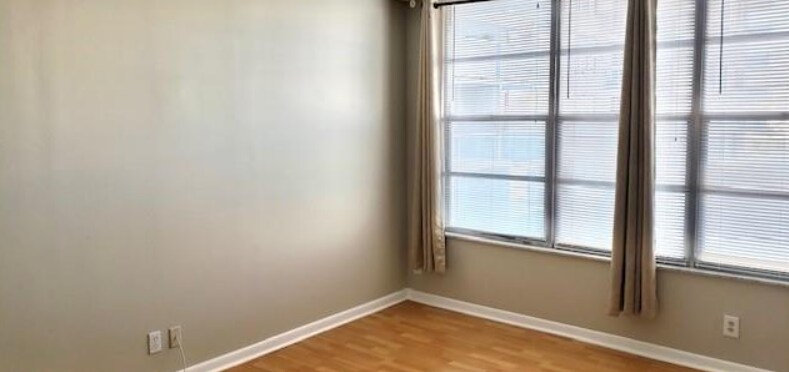 Building Photo - 3800 S Ocean Dr