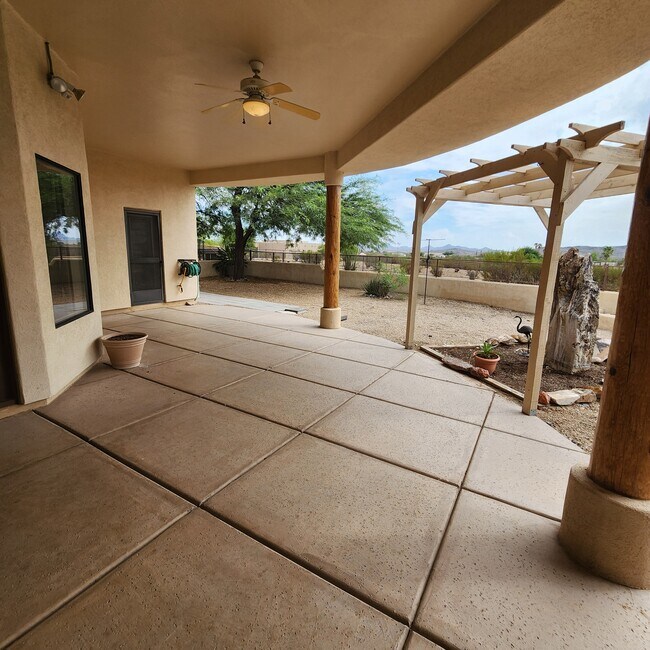 Building Photo - 35665 Caballero Dr