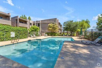 Building Photo - New Rental Listing in Scottsdale Springs C...