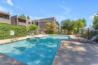 Building Photo - New Rental Listing in Scottsdale Springs C...