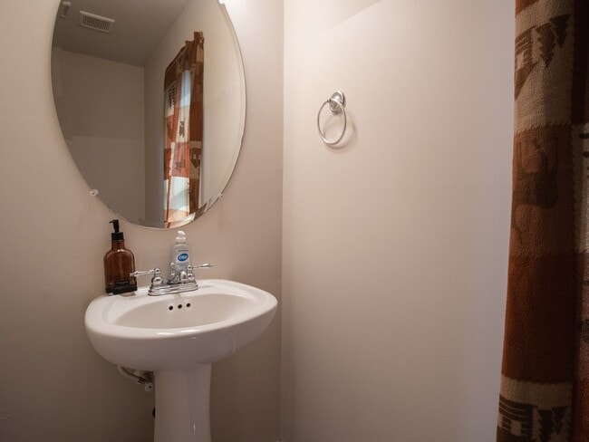 Building Photo - Stunning Shaker-Style 4-Bedroom Home in Chesterfield | Granite & Hardwoods!