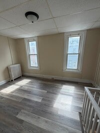 Building Photo - 232 Wunder St