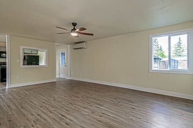 Building Photo - Fully Remodeled 3 Bedroom Home in Historic Oakland