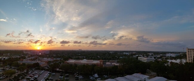 Building Photo - 2750 NE 183rd St