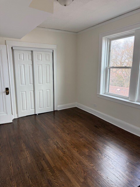 Building Photo - 6509 N Artesian Ave