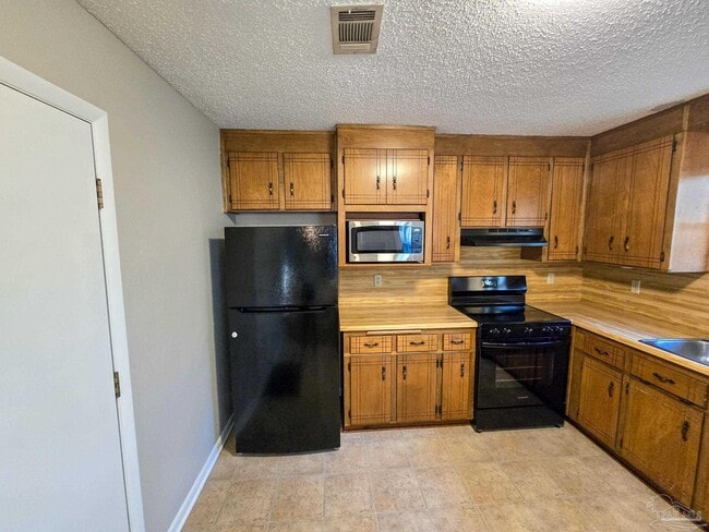 Building Photo - 1109 Sussex Ln