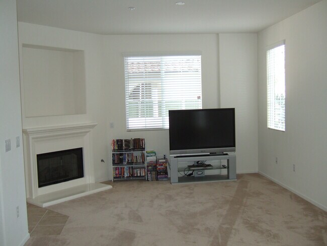 Building Photo - 297 Island Way