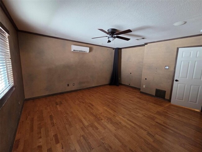 Building Photo - 225 Spring Branch Loop