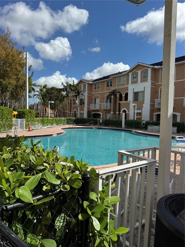 Building Photo - 17660 NW 73rd Ave