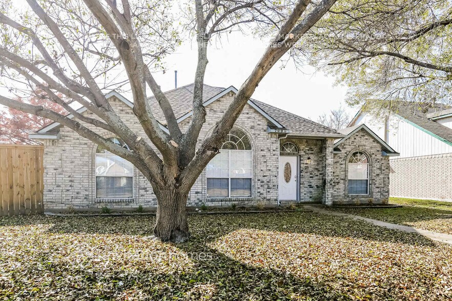 Building Photo - 7005 Longo Dr