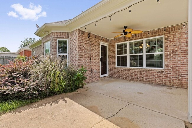 Building Photo - 10492 Ashfarm Way