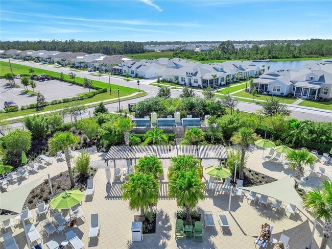 Building Photo - 215 Summertime Pl