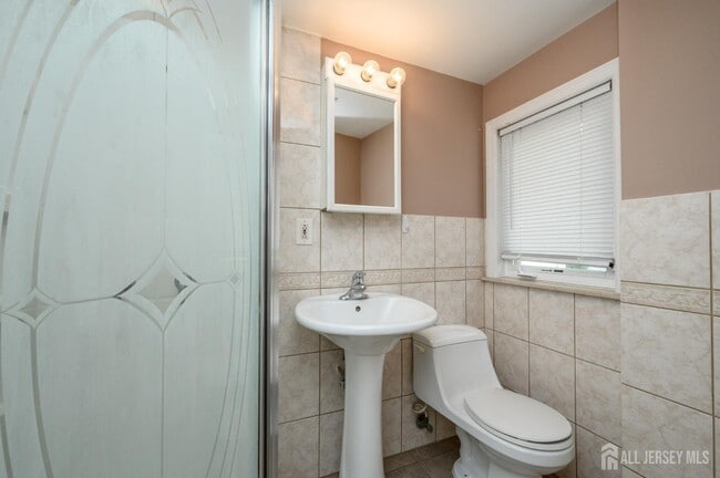 Building Photo - 54 Starlight Dr