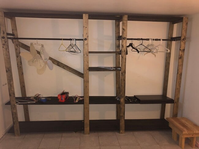 Building Photo - Single Family Home