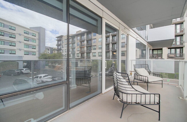 Building Photo - 4422 N 75th St