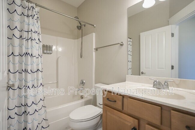 Building Photo - 3866 Somers Ln