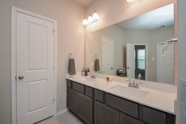 Building Photo - 26523 Hypatia Trace