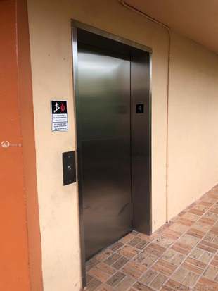 Building Photo - 8500 SW 133rd Avenue Rd