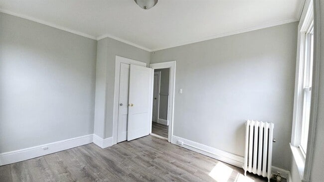Building Photo - 8 Boyden Pkwy S