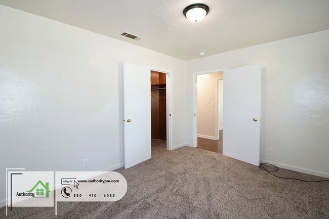 Building Photo - 3010 Church St