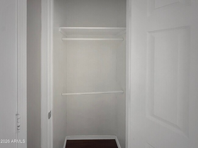 Building Photo - 3078 S Southwind Dr