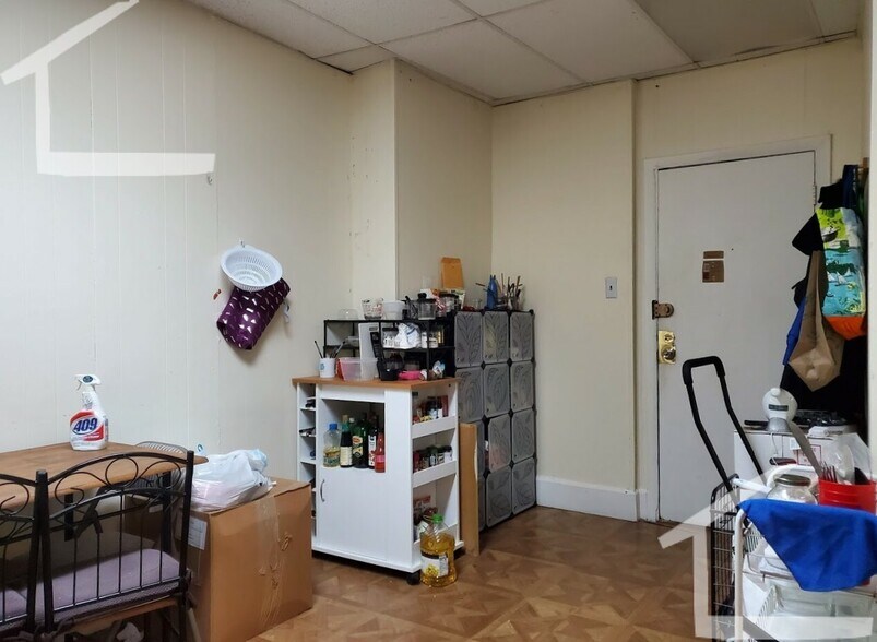 Building Photo - 11 Aberdeen St