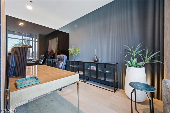 Building Photo - 4575 Dean Martin Dr
