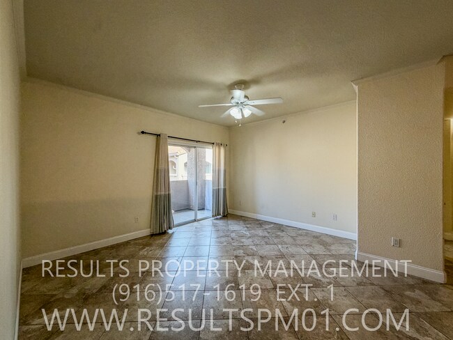Building Photo - Spacious One Bedroom located in the Villas at Diamond Creek