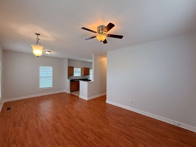 Building Photo - Charming 3-Bedroom Home in the Heart of Raleigh!