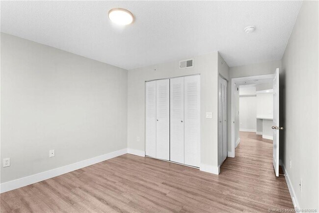 Building Photo - 3765 NW Mediterranean Ln