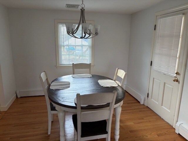 Building Photo - 1105 Sandwich Rd