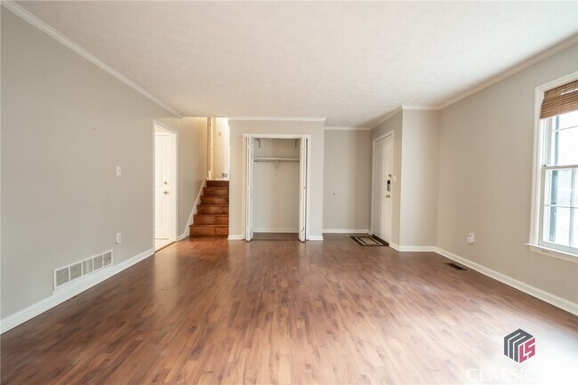 Building Photo - 275 Brookstone Dr
