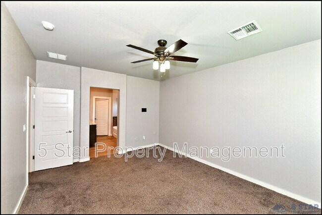 Building Photo - 14925 Willie Worsley Ave