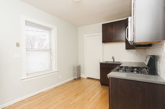 Building Photo - 1 br, 1 bath  - 1946 N Spaulding Ave 2A