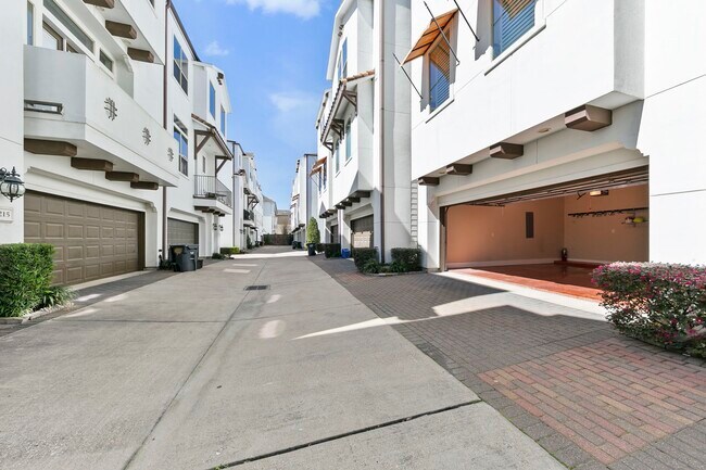 Building Photo - 4205 Feagan St