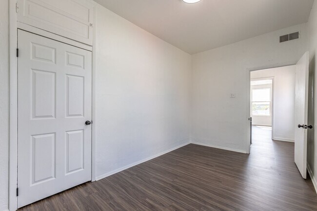 Building Photo - 123 Beltzhoover Ave