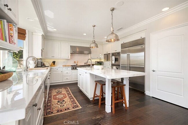 Building Photo - 27 Via Monarca St