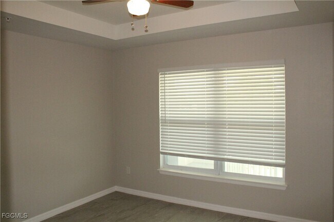 Building Photo - 912 SW 39th Terrace