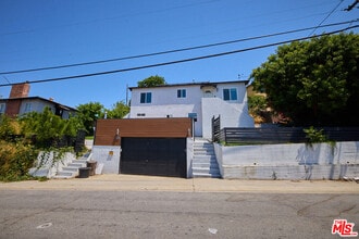 Building Photo - 1416 Helen Dr