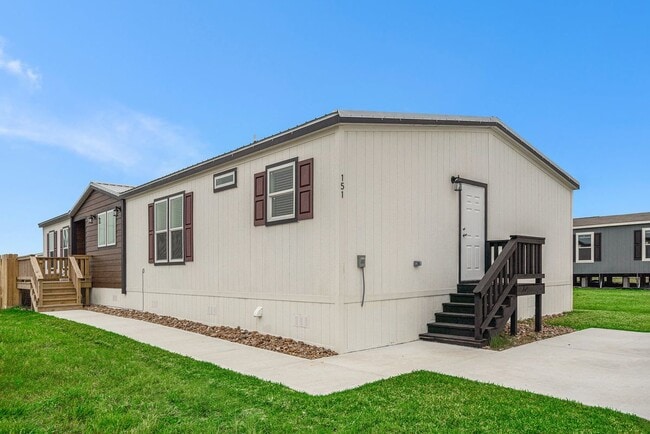 Building Photo - 151 Piper Path